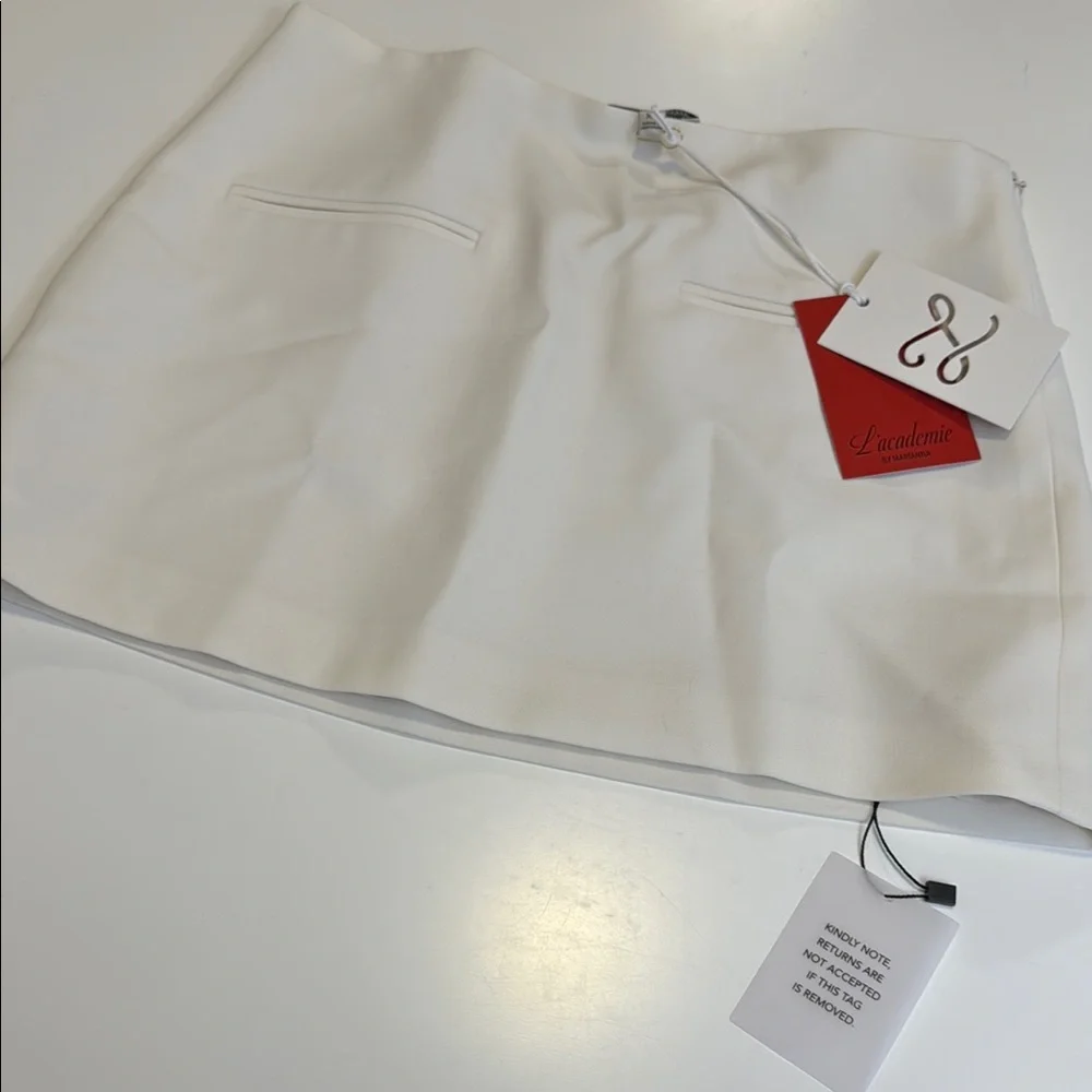 L’ACADEMIE RIN MINI SKIRT BY MARIANNA - Picture 8 of 11